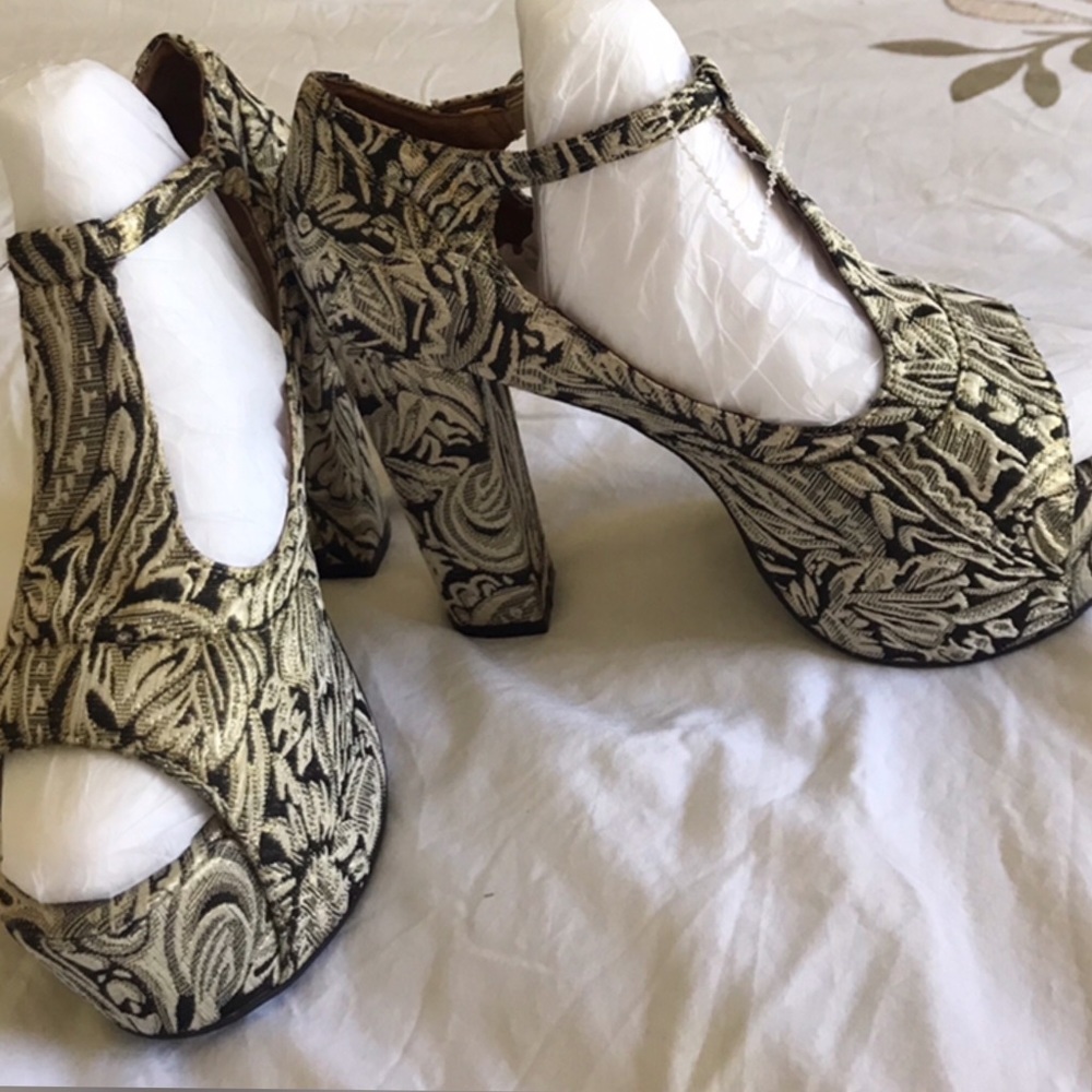 Jeffrey Campbell Havana Tapestry platform heels